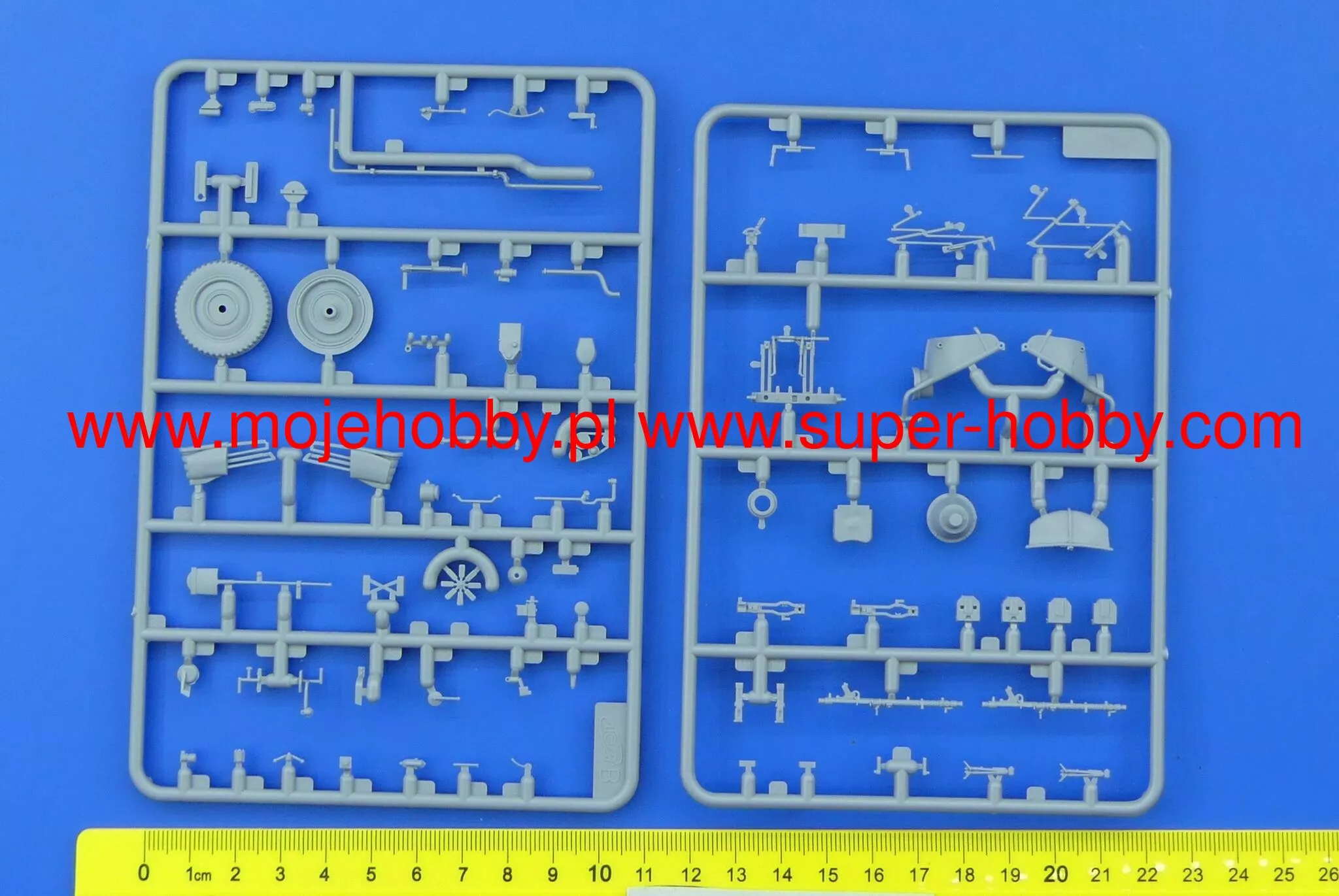 Revell 03339 Einheits-PKW Kfz.4 9 Revell 03339 Einheits-PKW Kfz.4 - Image 9