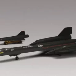 RMX5810 - 1/72 SR-71A Blackbird By REVELL/MONOGRAM @ Great Hobbies