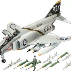 RVG63941 - 1/72 Model Set F-4J Phantom II By REVELL GERMANY @ Great Hobbies