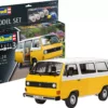RVG67706 - 1/25 Model Set VW T3 Bus By REVELL GERMANY @ Great Hobbies